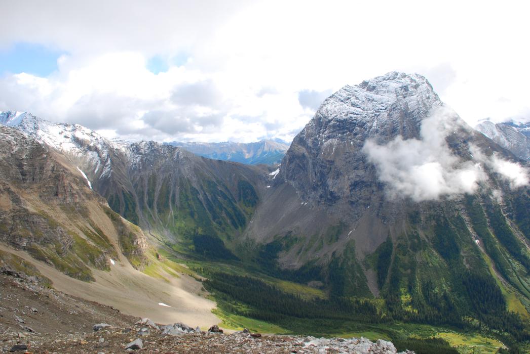 View of the Ice River Valley from above